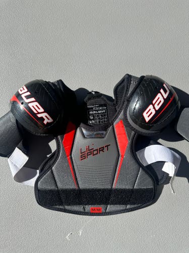 Medium Youth Bauer Lil Sport Shoulder Pads (Used)