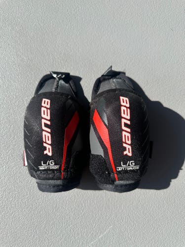 Youth Large Bauer Lil Sport Elbow Pads (Used)