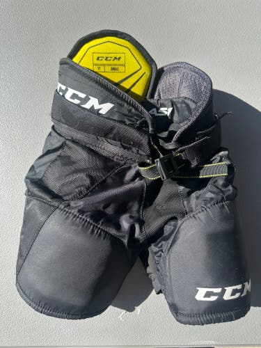 Youth Small CCM Super Tacks Hockey Pants (Used)