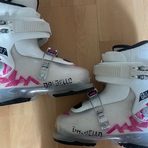 Mondo 22 & 22.5 Kid's Dalbello Gaia Ski Boots (Used)