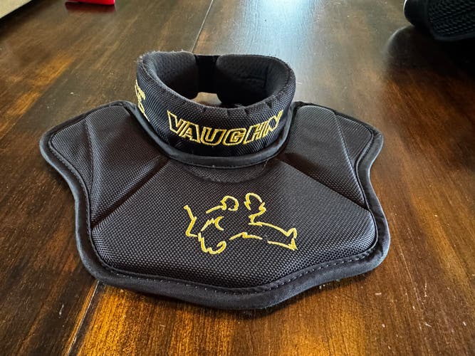 Vaughn VPC-7000 Goalie Neck Guard (Used)