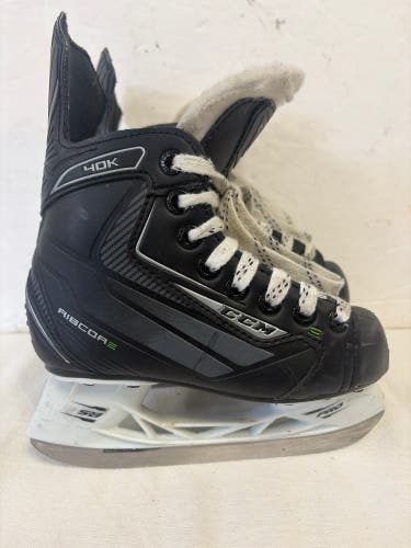 Black CCM Ribcor 40K Hockey Skates Regular Width 11 (Used)