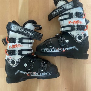 Mondo 24 & 24.5 Kid's Salomon X Max Ski Boots (Used)