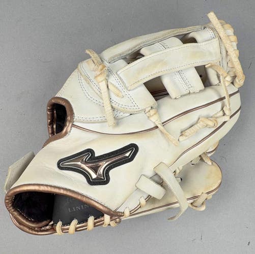Mizuno MVP Select 12" Right Hand Thrower Fastpitch Glove