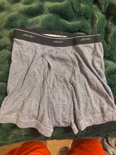 Gray Medium Men's Compression (Used)
