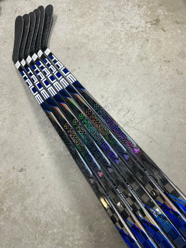 6 Pack P92 90 Flex Senior True Hzrdus 9x4 Right Hand Hockey Stick Pro Stock (New)