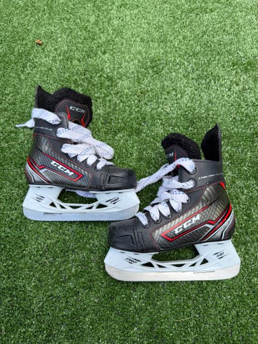 CCM JetSpeed XTra Pro Plus Hockey Skates | Size 8Y