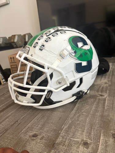 Schutt F7 2.0 Football Helmet + Facemask + Cam-Lock Chinstrap — Size Large