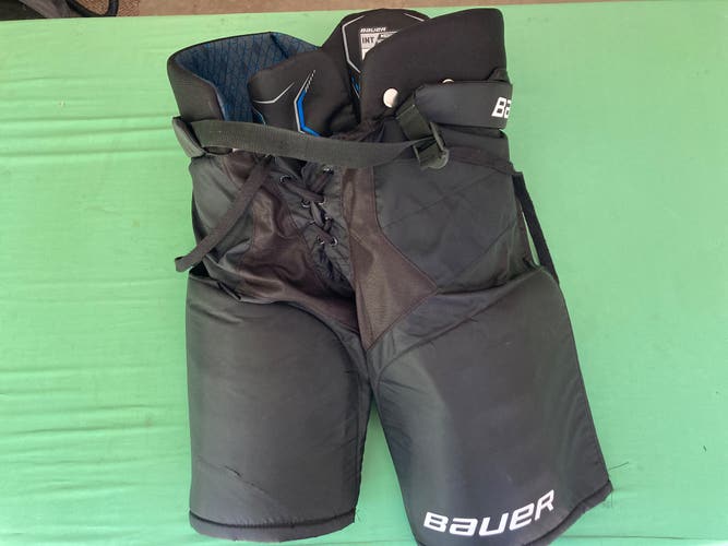 Intermediate Medium Bauer Bauer X Elbow Pads (Used)