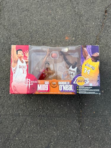 McFarlane NBA 2 Pack Rockets Yao MING vs LA Lakers Shaquille O'NEAL (2004)