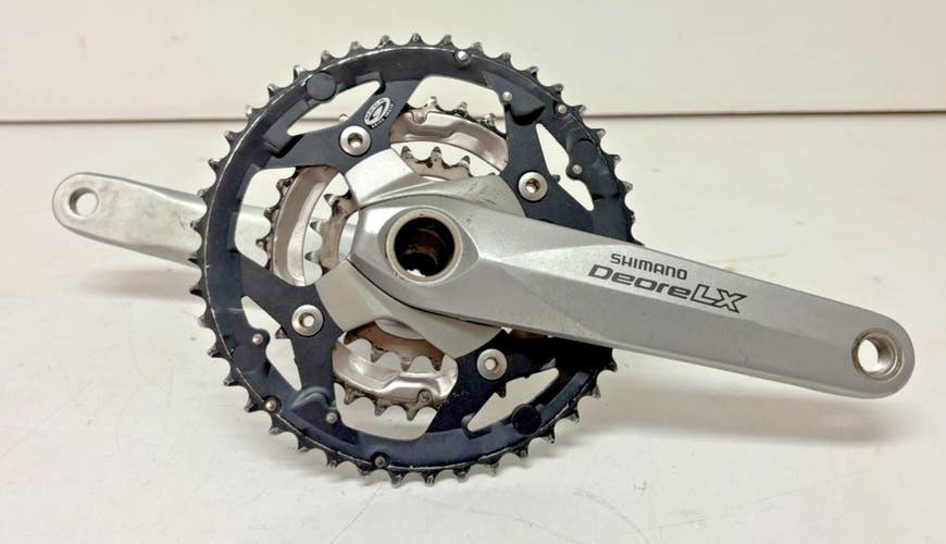 Shimano Deore LX FC-M582 175mm 44/32/22 Hollowtech II Aluminum Triple Crankset