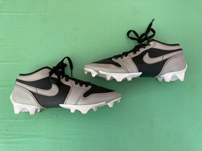 Nike Jordan 1 Low Molded Football Cleats | Men's 9