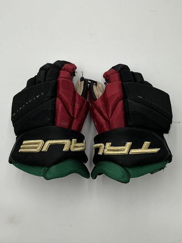 Lightly Used Arizona Coyotes True 14" Pro Stock Catalyst 9X Gloves