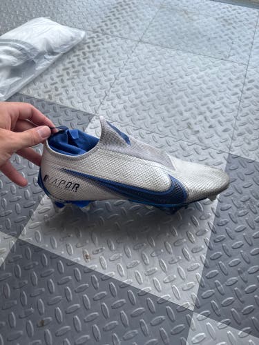 Men's Size M 12.5 (W 13.5) Nike Vapor 360 speed Low Top Turf Cleats (Used)