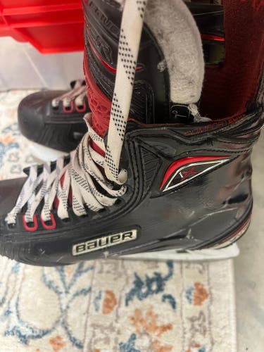 2017 Bauer Vapor 1X Hockey Skates Regular Width 7 (Used)