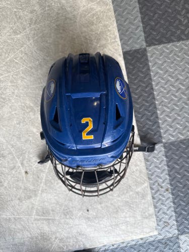 Large Bauer Re-Akt 150 Helmet Pro Stock (Used)