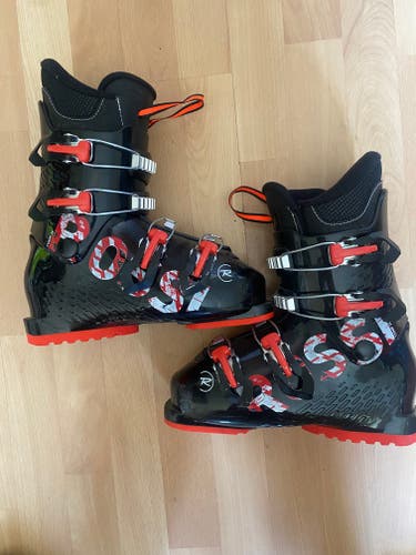 Mondo 23 & 23.5 Rossignol Ski Boots (Used)