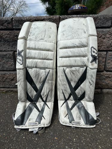 35" Brian's Zero G Goalie Leg Pads (Used)