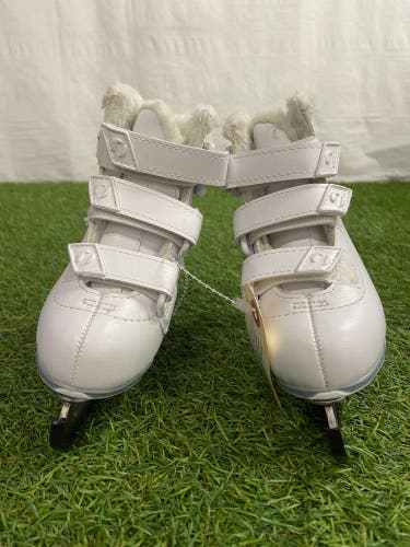 Jackson Ultima 160 Figure Skates | Junior Size 8
