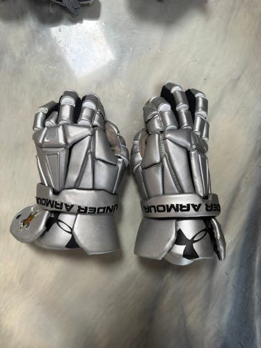 Under Armour Command Lacrosse Gloves (Used)