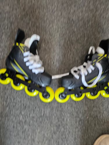 New Junior CCM IR92 Inline Skates Regular Width Size 3 (New)