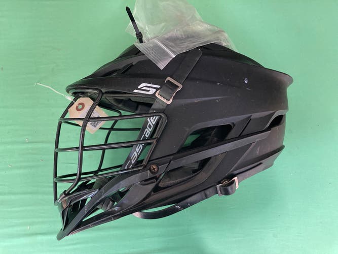 Black Adult Cascade S Helmet (Used)