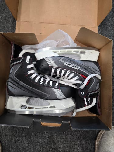 New Bauer X30 Hockey Skates Regular Width 9 (New)
