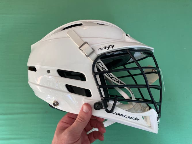White Adult Cascade CPV-R Helmet (Used)