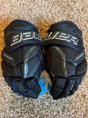 Bauer Supreme Fuse Gloves 13" (New) Black