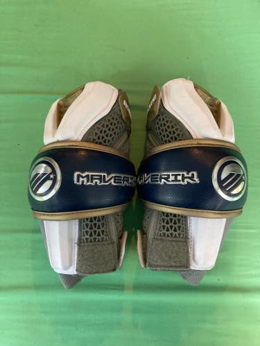 Medium Adult Maverik Rome Arm Pads (Used)