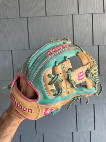 Wilson A2000 1786 RH Infield Baseball Glove 11.5" (Used)