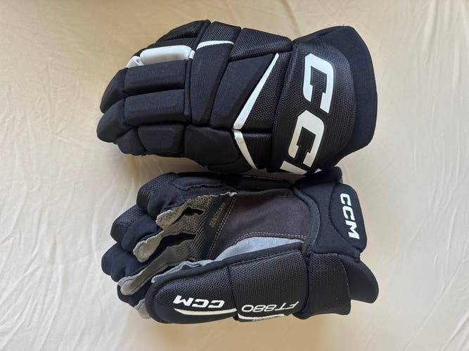CCM JetSpeed FT880 Gloves 14" (New)