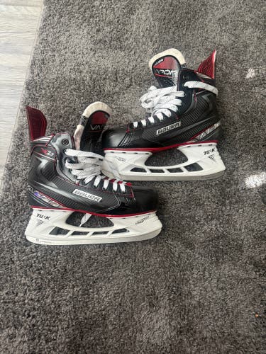 2019 Bauer Vapor X2.7 Hockey Skates 10 (Used)