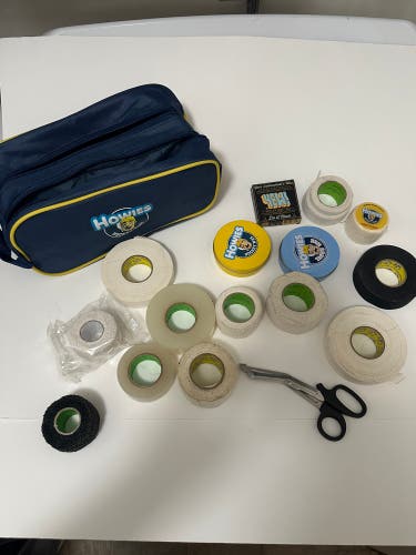 Howies Hockey accessory bag