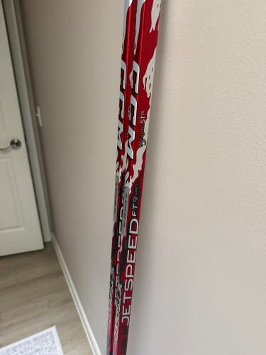 Senior CCM Jetspeed ft9 pro Left Hand Hockey Stick P28 80 Flex (New)