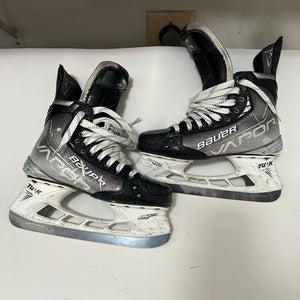 2021 Bauer Vapor Hyperlite Hockey Skates Extra Wide Width Size 6 (Used)