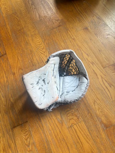 Bauer Vapor Hyperlite 2 Regular (Used)