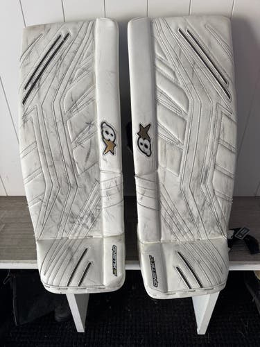 29" Brian's GNETik X5 Goalie Leg Pads (Used)