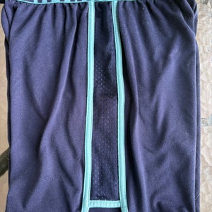 Under Armour Shorts (Used) YSM small basketball loose fit shorts