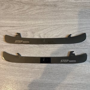 CCM Black Step Steel 263 mm (New)