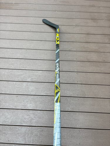 Senior CCM Ultra Tacks Left Hand Hockey Stick P88 85 Flex