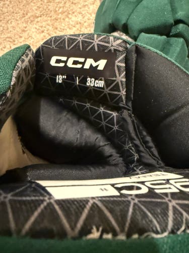 CCM HG95C Gloves 13" (Used)