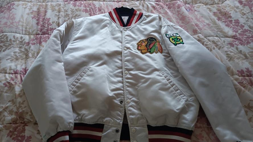 Chicago Blackhawks White Men's Large Starter Jacket (Used), Size Large