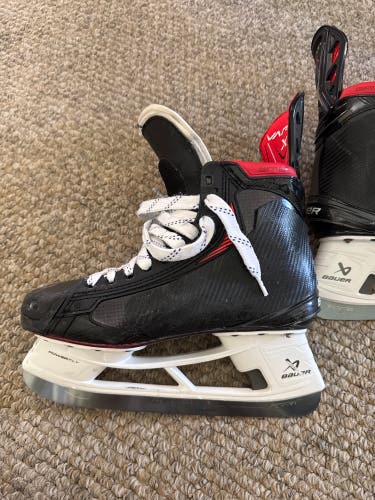 2021 Bauer Vapor 3X Pro Hockey Skates Wide Width 10 (Used)