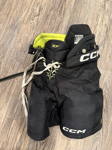 Junior Small CCM Tacks XF Hockey Pants (Used)