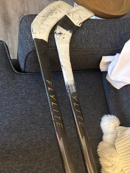 Intermediate Bauer Vapor Flylite Left Hand Hockey Stick P28 55 Flex (Used)