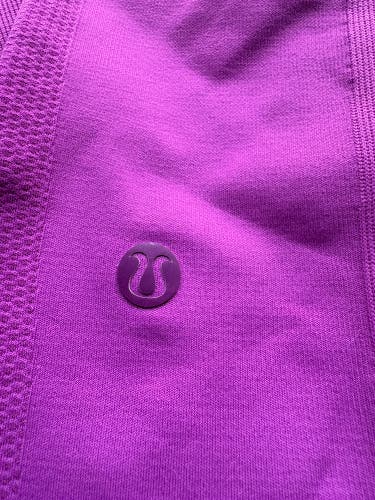 Purple Small Women's Lululemon Pants (Used) never worn