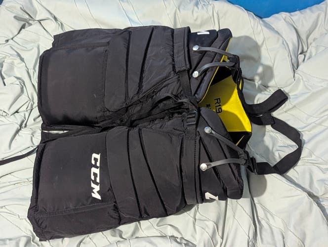 Senior XL CCM Axis 1.9 Hockey Goalie Pants (Used)