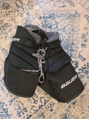 Intermediate Medium Bauer Elite Hockey Goalie Pants (Used)