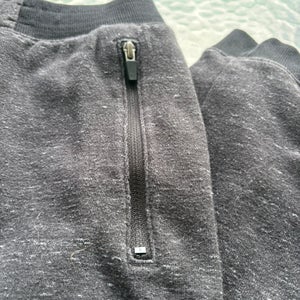 Old Navy Black XL stretch Girls Pants (Used) like new.